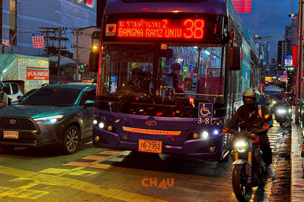 El bus en Bangkok