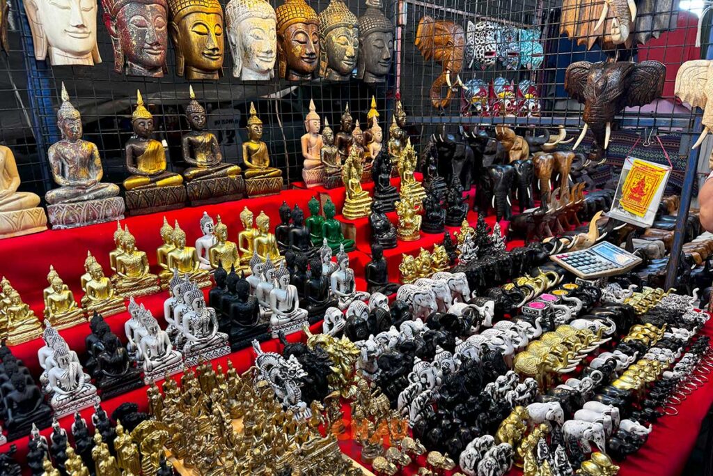 mejor zona para alojarse en chiang mai